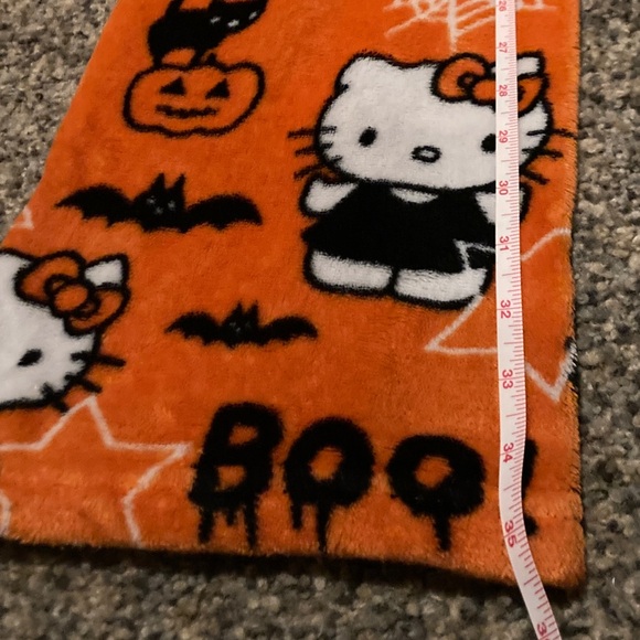 Hello Kitty Pajama Bottoms - Picture 4 of 7